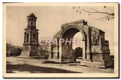 Ansichtskarte AK Saint Remy de Provence monument romains dont la construction remonte au siecle d'Auguste