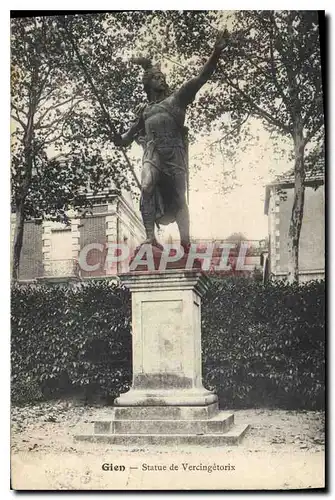 Cartes postales Gien Loiret Statue de Vercingetorix