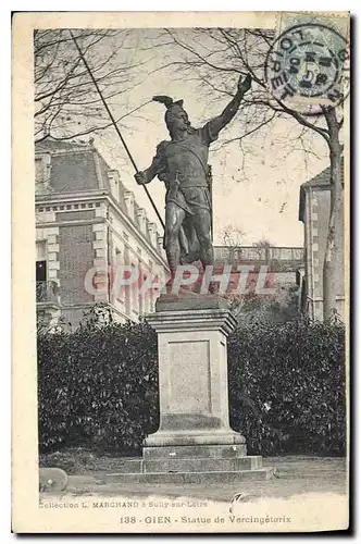 Cartes postales Gien Statue de Vercingetorix