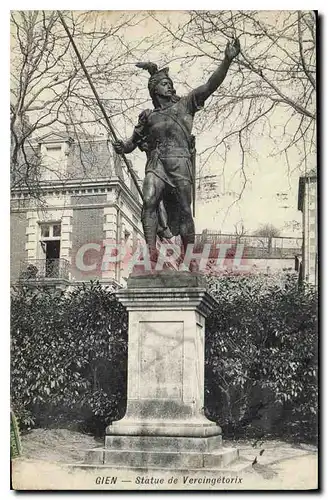 Cartes postales Gien Statue de Vercingetorix