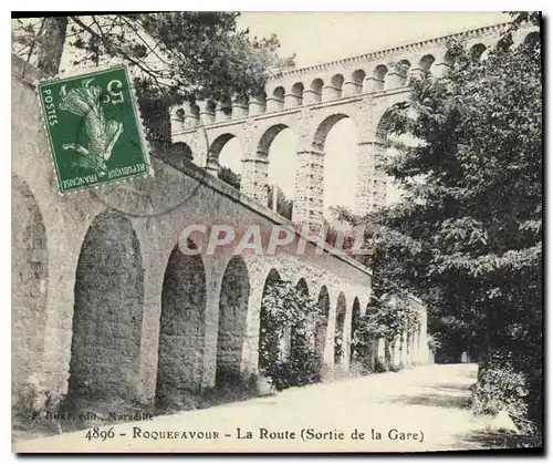 Cartes postales Roquefavour La Route Sortie de la Gare