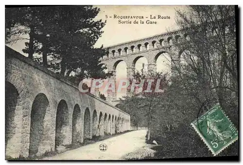 Cartes postales Roquefavou La Route Sortie de la Gare