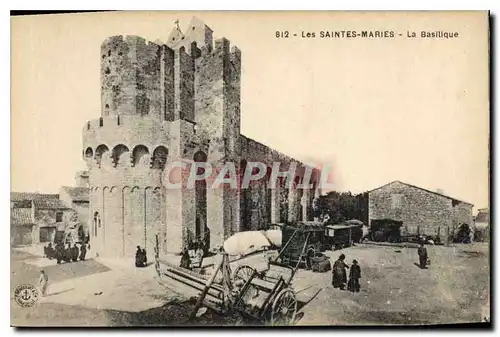 Cartes postales Les Saintes Maries La Basilique