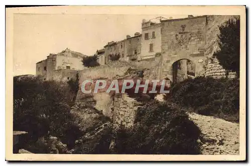 Cartes postales Les Baux Les Remparts Entree par la porte d'Eyguieres