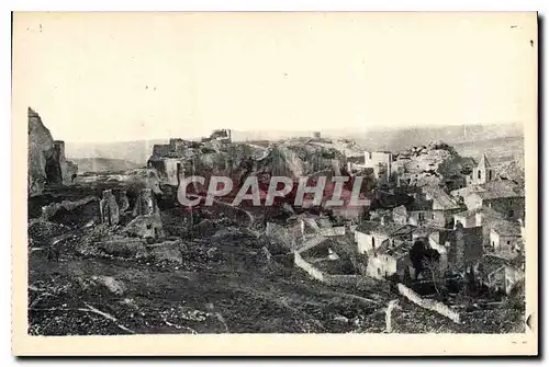 Cartes postales Les Baux A gauche Tour Sarrazine