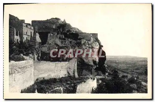 Ansichtskarte AK Les Baux Vue des Remparts et le clocher Croix de Ravelin