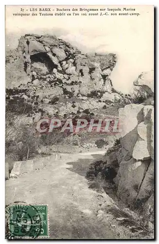 Cartes postales Les Baux Rochers des Bringasses sur lesquels Marius vainqueur des Teutons