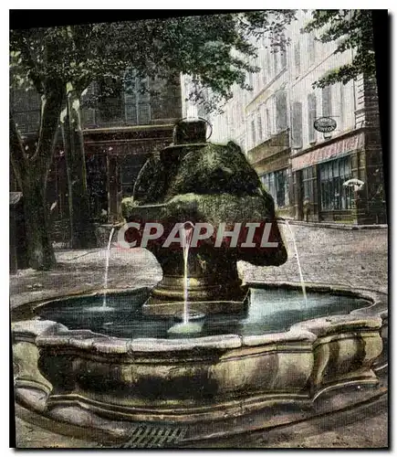 Cartes postales Aix en Provence Cours Mirabeau Fontaine thermale