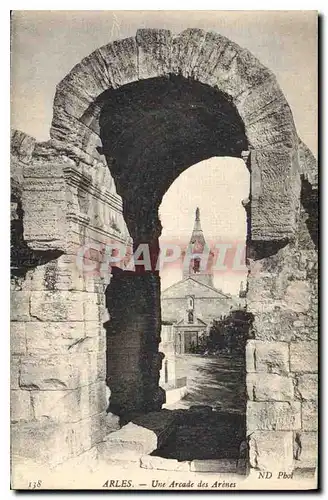 Cartes postales Arles une Arcade des Arenes