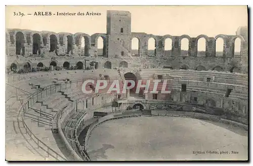 Cartes postales Arles interieure des Arenes