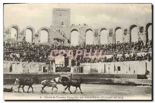 Ansichtskarte AK Course de Taureaux espagnole aux arenes d'Arles