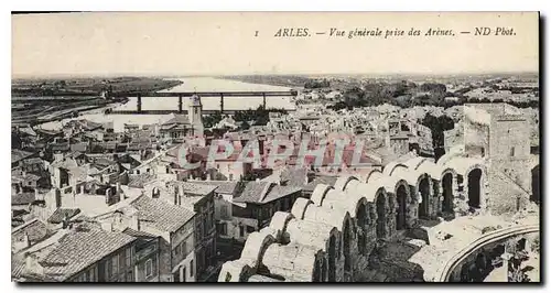 Ansichtskarte AK ARLES Vue generale prise des Arenes ND phot