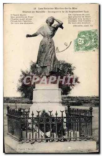 Cartes postales Les Sts Maries de la Mer Statue de Mireille