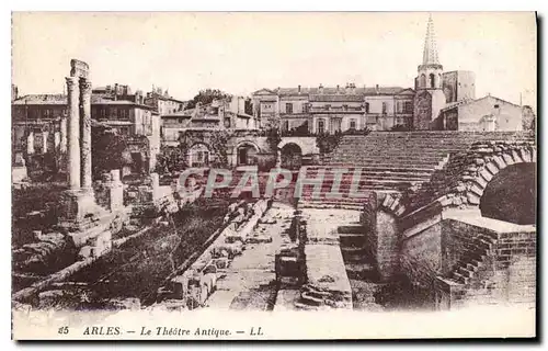 Cartes postales Arles Le Theatre Antique