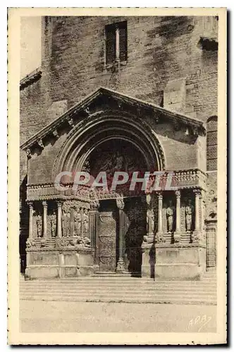 Cartes postales Les bauches du Rhone Illustrees Arles St Trophime Merveille d'Architecture Romaine XII S