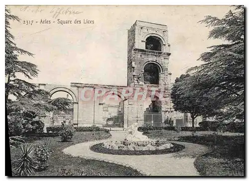 Cartes postales Arles Square des Lices