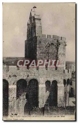 Cartes postales Les Saintes Maries Basilique vue du Midi