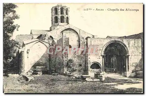 Cartes postales Arles Chapelle des Aliscamps