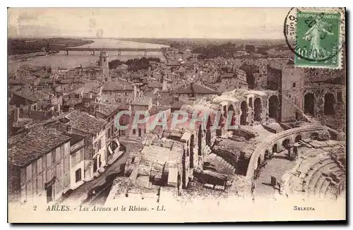 Cartes postales Arles Les Arenes et le Rhone