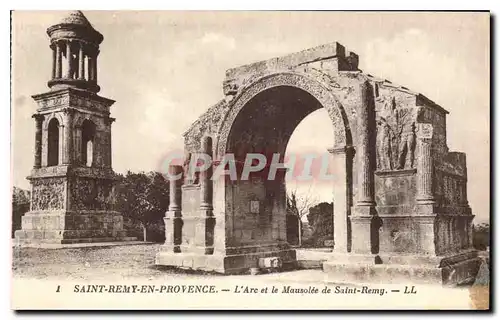 Cartes postales Saint Remy en Provence L'Arc et le Mousolee de Saint Remy