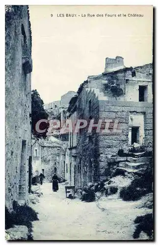 Cartes postales Les Baux La Rue des Fours et le Chateau