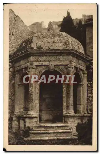 Ansichtskarte AK Pavillon de la Reine Jeanne Rendez vous d'amour des Princes des Baux