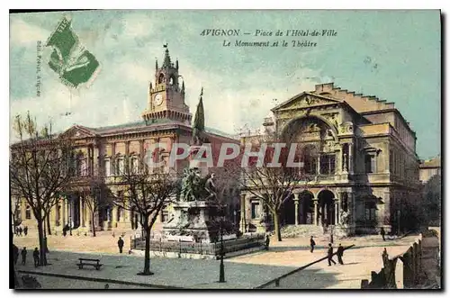 Cartes postales Avignon Place de l'Hotel de Ville Le Monument et le Theatre