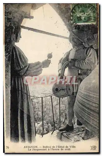 Cartes postales Avignon Beffroi de l'Hotel de Ville. Le Jacquemart a l'heure de midi
