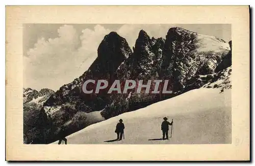 Cartes postales Les trois pics de Belledonne