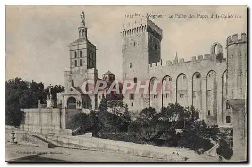 Cartes postales Avignon Le Palais des Papes et la Cathedrale