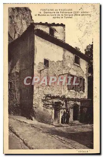 Cartes postales Fontaine de Vaucluse Demeure de Petrarque (XIV siecle) et Musee au bord de la Sorgue