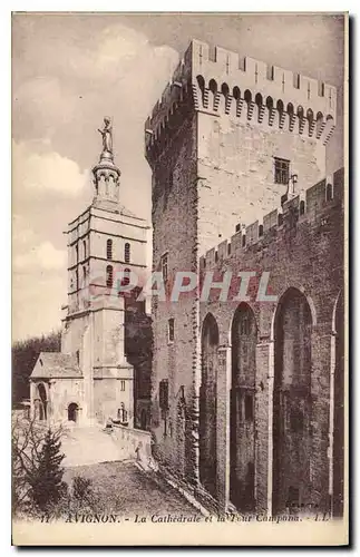 Ansichtskarte AK Avignon La Cathedrale et la Tour Campana