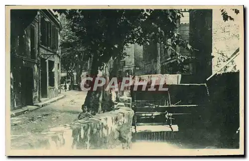 Cartes postales Avignon Un coin pittoresque de la rue des Teinturiers
