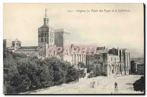 Cartes postales Avignon Les Palais des Papes et la Cathedrale
