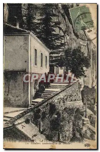 Ansichtskarte AK La Sainte Baume Les Escaliers conduissant a la Grotte