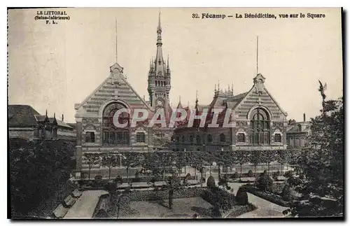 Cartes postales Fecamp La Benedictine vue sur le Square