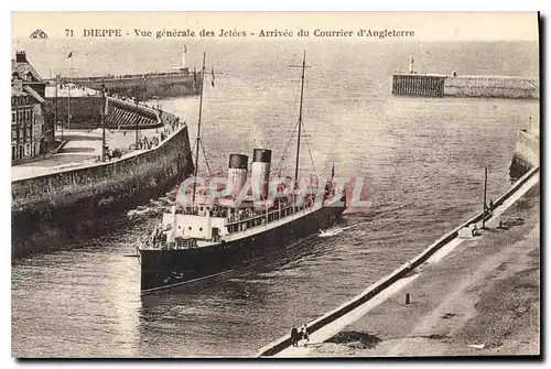 Cartes postales Dieppe Vue Generale des Jetees Arrivee du Courrier d'Angleterre Bateau