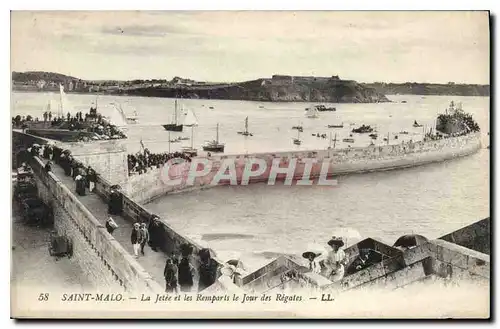 Cartes postales Saint Malo La Jetee et les Remparts le Jour des Regates