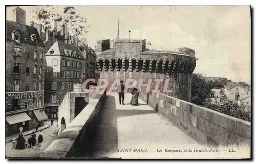 Ansichtskarte AK Saint Malo Les Remparts et la Grande Porte