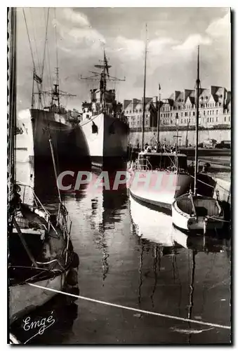 Cartes postales moderne Cote d'Emeraude Saint Malo Le Port Bateaux