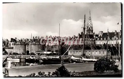 Cartes postales Saint Malo I'lle et Vilaine La Grande Porte et les Bassins