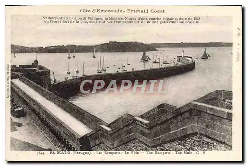 Cartes postales Cote d'Emeraude Emerald Coast St Malo Bretagne Les Remparts le Mole