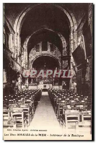 Cartes postales Les Stes Maries de la Mer Interieur de la Basilique