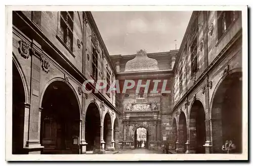 Cartes postales Toulouse Le Capitale Cour Henri IV (Debut du XVIIe siecle)