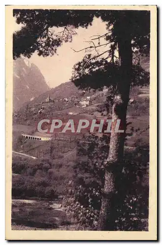 Cartes postales Dauphine dans l'Oisans Vallee de l'Eau d'Oile Allemont et le viaduc de l'Eau d'Oile