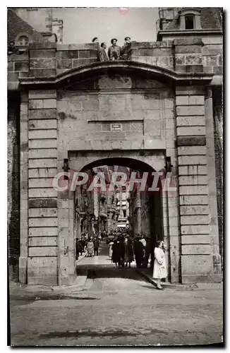 Cartes postales Saint Malo en Bretagne Porte et rue de Dinan