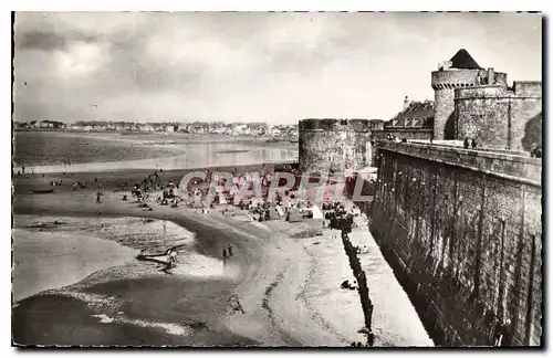 Ansichtskarte AK Saint Malo En Bretagne La Grande Plage et la Tour Qu'en Grogne