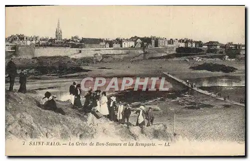 Cartes postales Saint Malo La Greve de Bon Secours et les Remparts