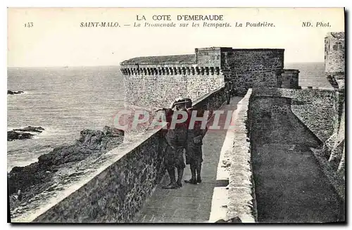 Cartes postales St Malo Le Promenade sur les Remparts La Poudriere