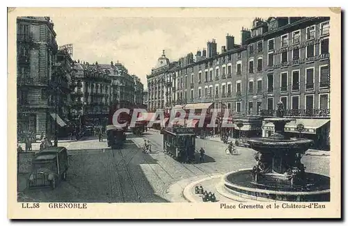 Cartes postales Grenoble Place et le Chateau d'Eau Tramway